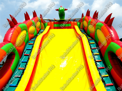 Батут-горка "Дракон 3" с шипами, два входа 10*5*8 м