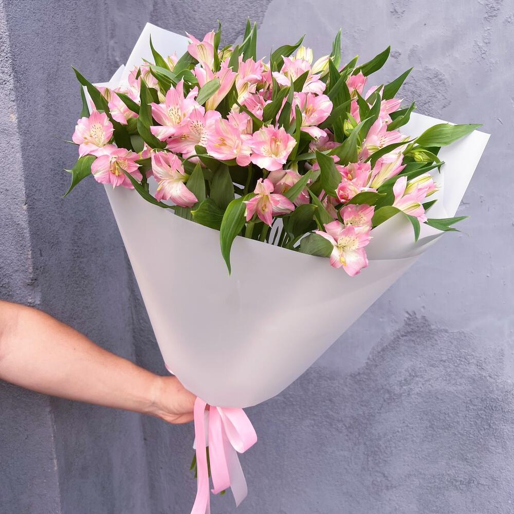 Букет из Альстромерии 15 штук