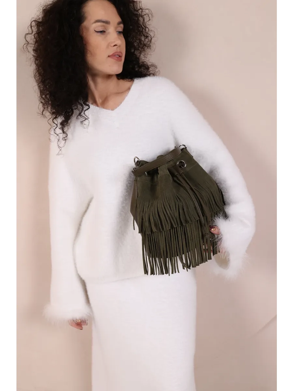 Cумка через плечо средняя замшевая мешок