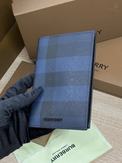 Обложка для паспорта Burberry