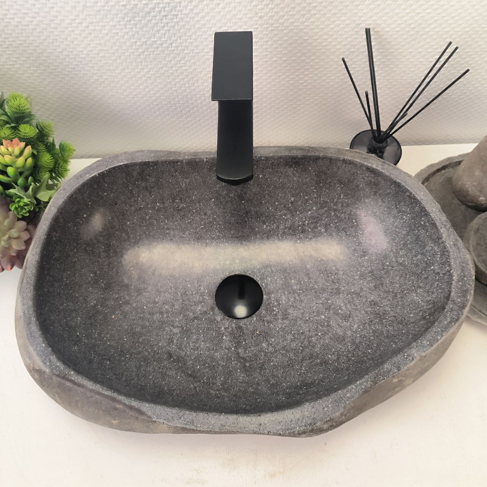 Раковина из речного камня RS63665 (55*36*15) 0122
