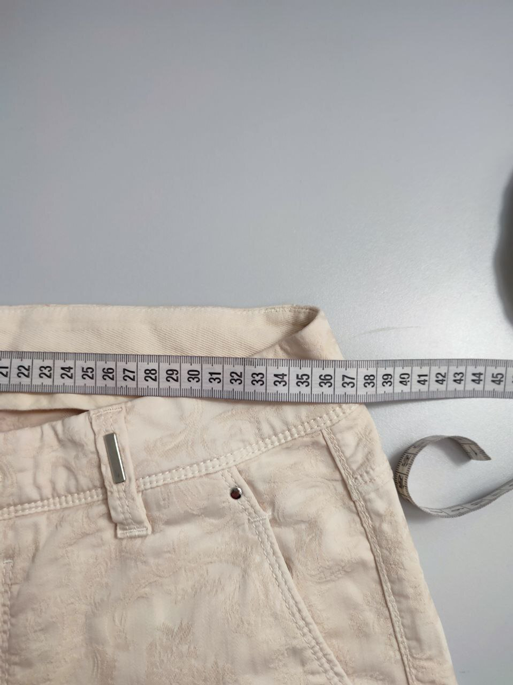 Джинсы High Use весенние 44 размер