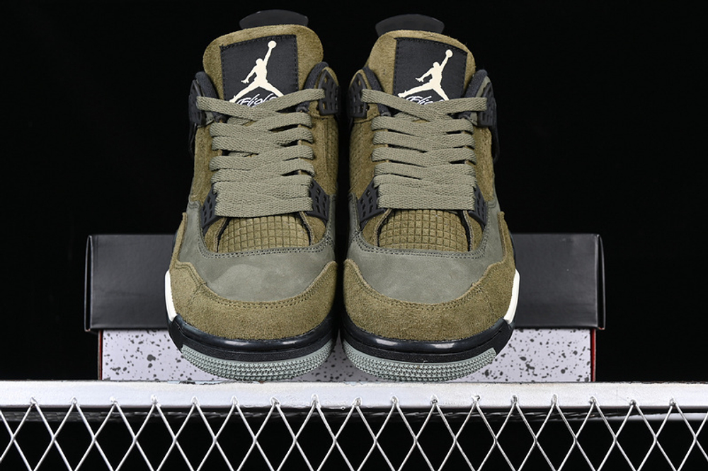 Air Jordan 4 Craft "Medium Olive"