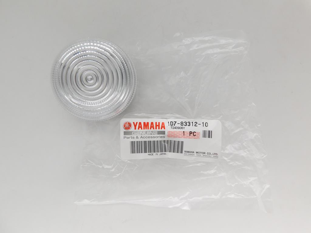 Стекло переднего поворотника правое Yamaha XV1900 Stratoliner 1D7-83312-10-00