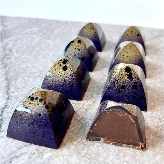 737 | Форма для шоколадных конфет &quot;Купол&quot; (275*175мм)