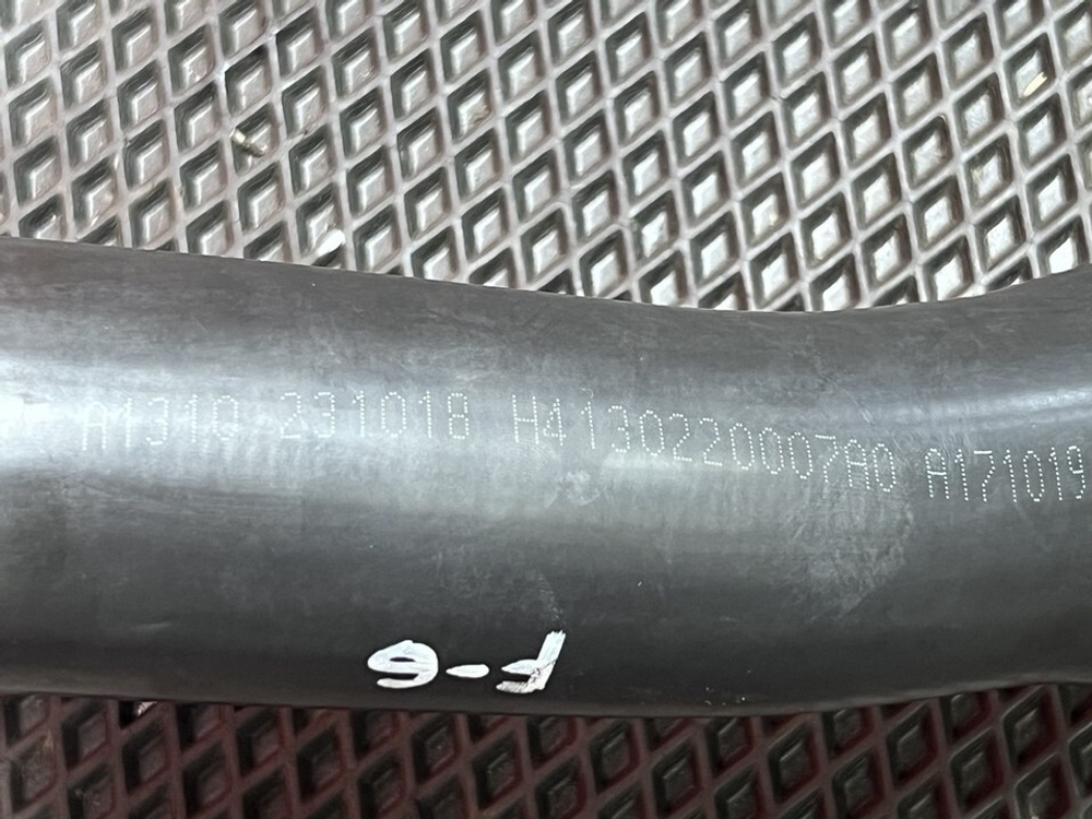 Патрубок радиатора