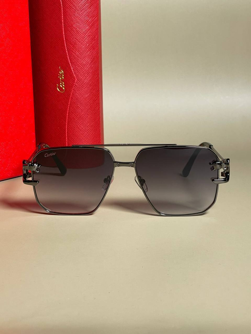 Солнцезащитные очки Cartier