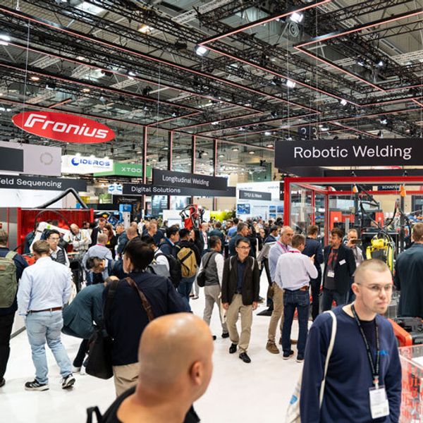 Fronius впечатляет революционными инновациями Fronius впечатляет революционными инновациями