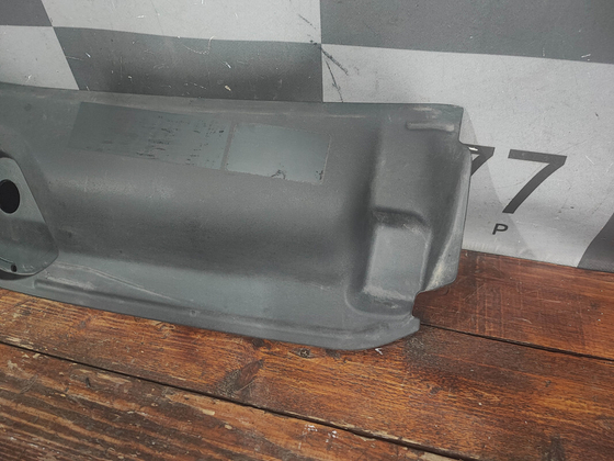 Кожух замка капота Audi A4 (B9) 15-20 Б/У Оригинал 8W0807081