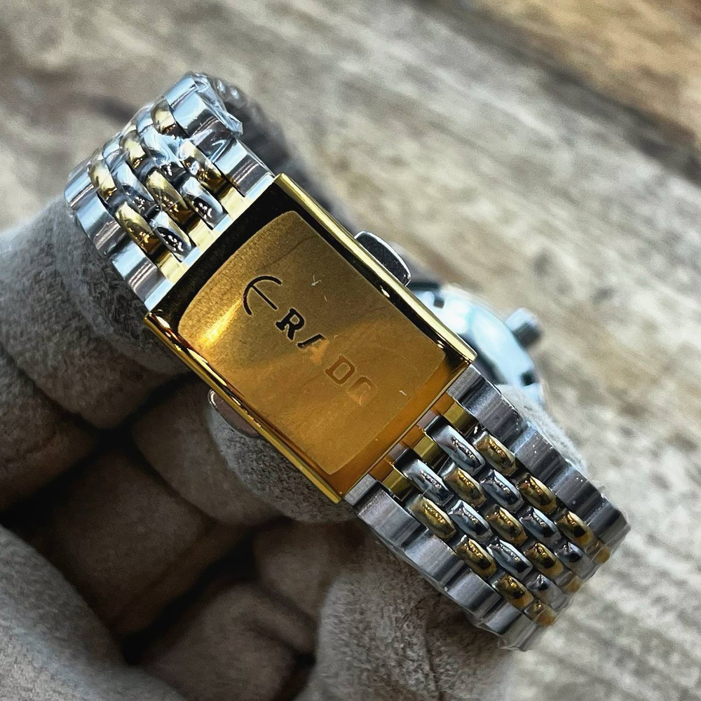 Часы Rado