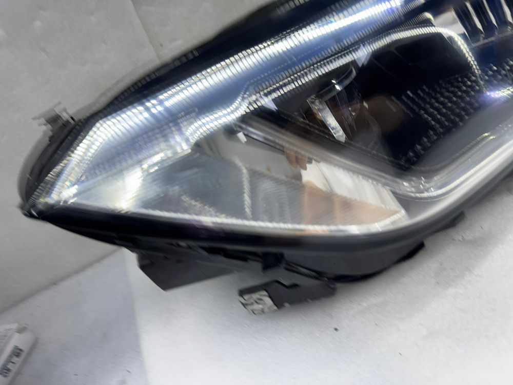 Оригинальная LED фара Volkswagen Jetta/Sagitar (2019-2021),