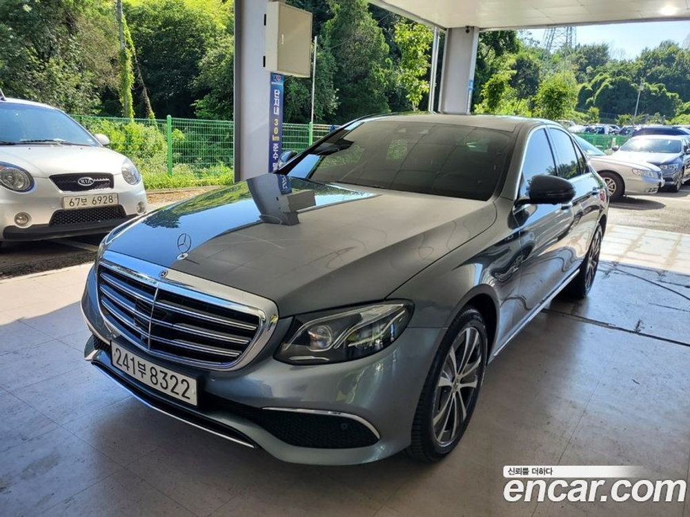 Mercedes-Benz E-Class W213 E300e 4MATIC Exclusive (08.2020)