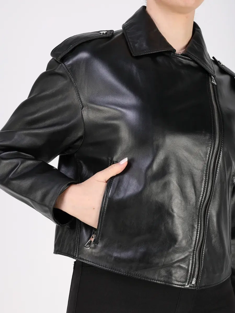 Кожаная куртка демисезонная косуха оверсайз