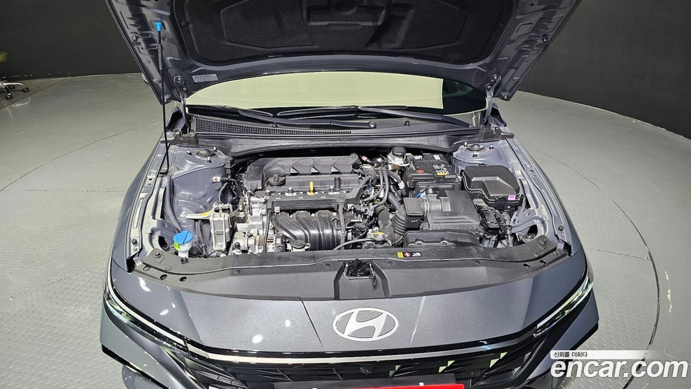 Hyundai The New Avante (CN7) 1.6 (02.2024)