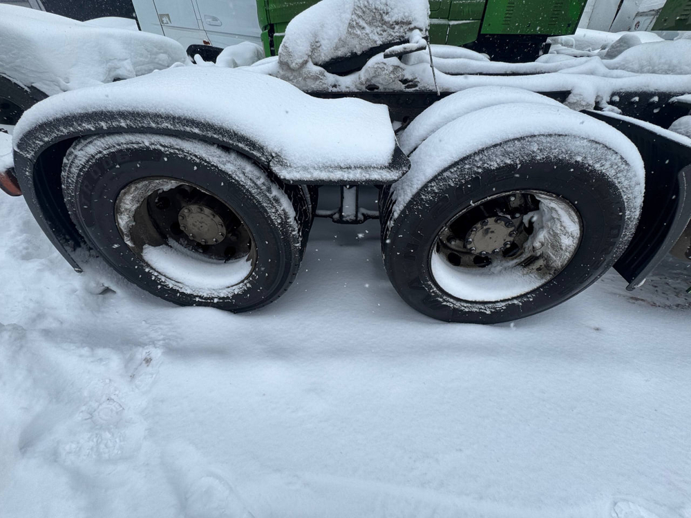 FAW JH6 6x4 Седельный тягач CA4250P25K15T1NE5A80 (Газовый, 12,5 л, 430 л.с., МТ)