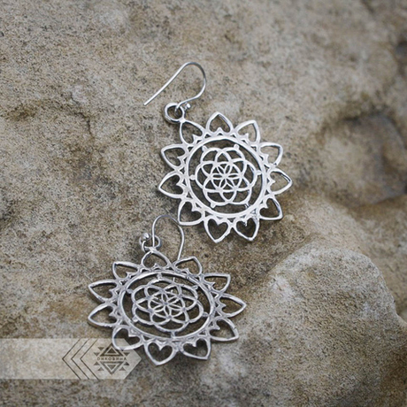 Серьги СЕМЯ ЖИЗНИ в мандале, серебро
