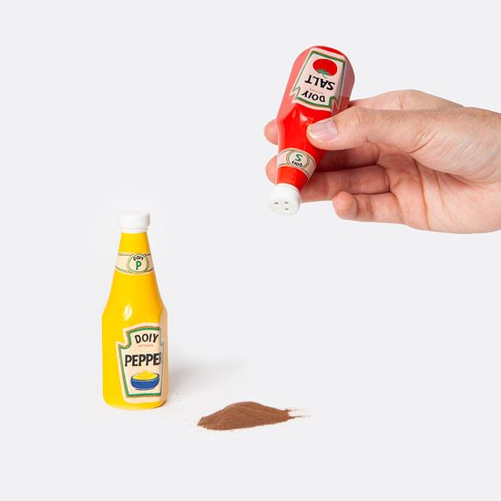Набор из солонки и перечницы corner shop,  ketchup mustard
