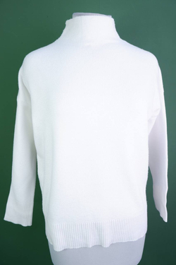 Джемпер Ostin для базового образа,маркировка ХS, визуально на 42 размер