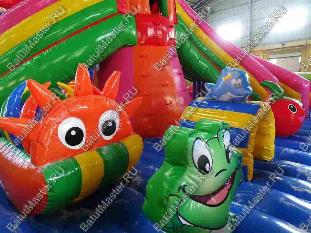 Коммерческий надувной батут "Звериный фестиваль" 19*10*8,5 м