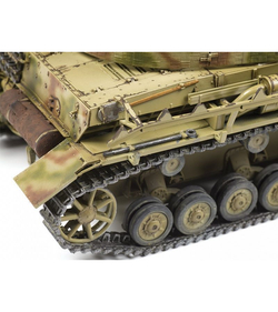 Сборная модель ZVEZDA Немецкий средний танк T-IV (H), 1/35