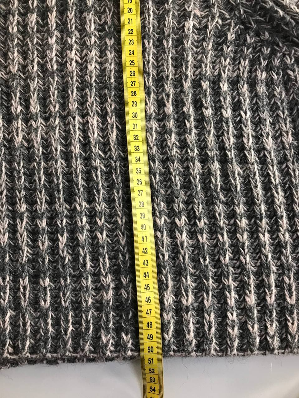 Свитер для самобытного образа, визуально на 44/46 размер