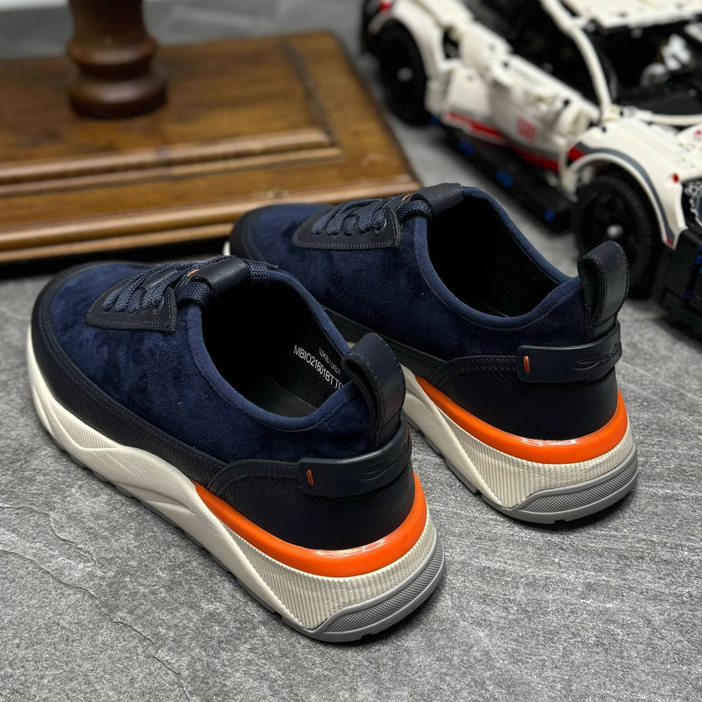 Кроссовки Santoni