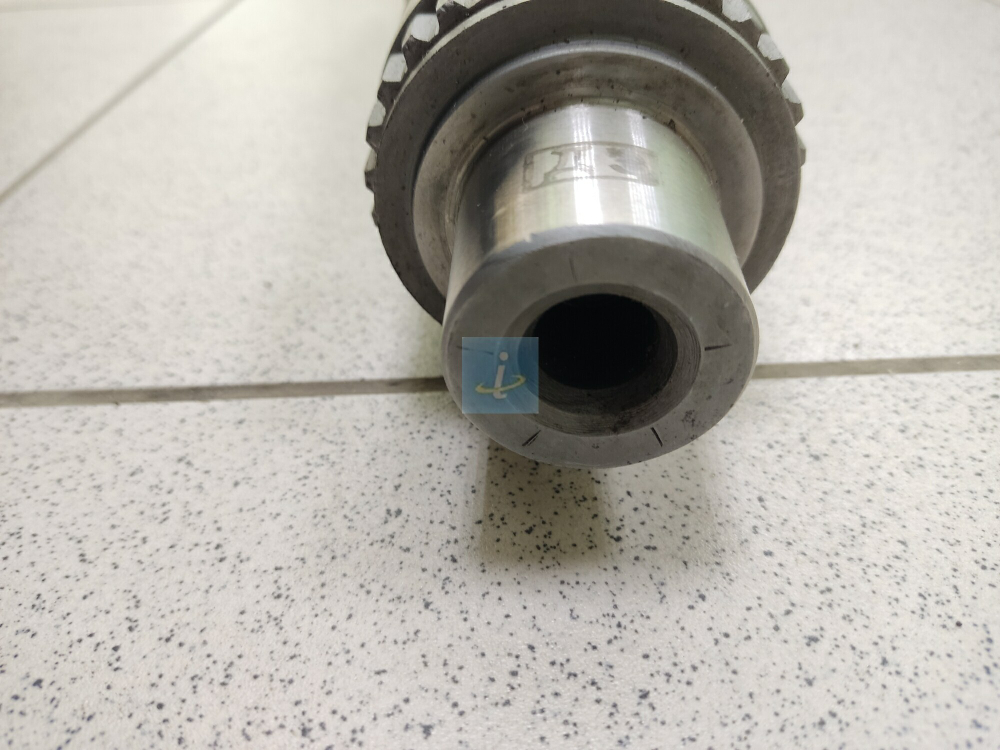 Вал вторичный КПП 239.1701105