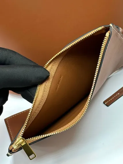СУМКА CELINE LOUISE ИЗ ГЛАДКОЙ ТЕЛЯЧЬЕЙ КОЖИ