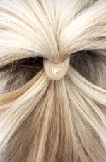 NO 1 HAIRPIN | SOFT BEIGE - 3X HAIRPINS/BOX / Шпильки No1 Hairpin Светло-бежевого цвета (набор из 3 шпилек)