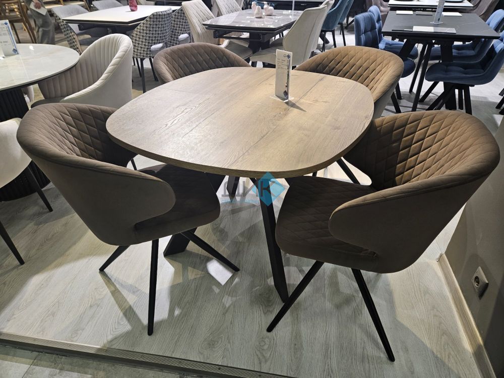 Стол DikLine В110 опоры чёрные