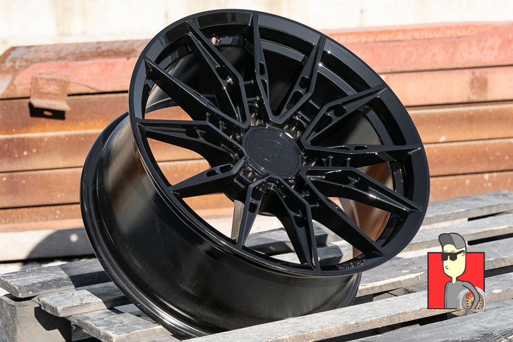 Комплект дисков Showy HF 18x8.5 et20 6x139.7
