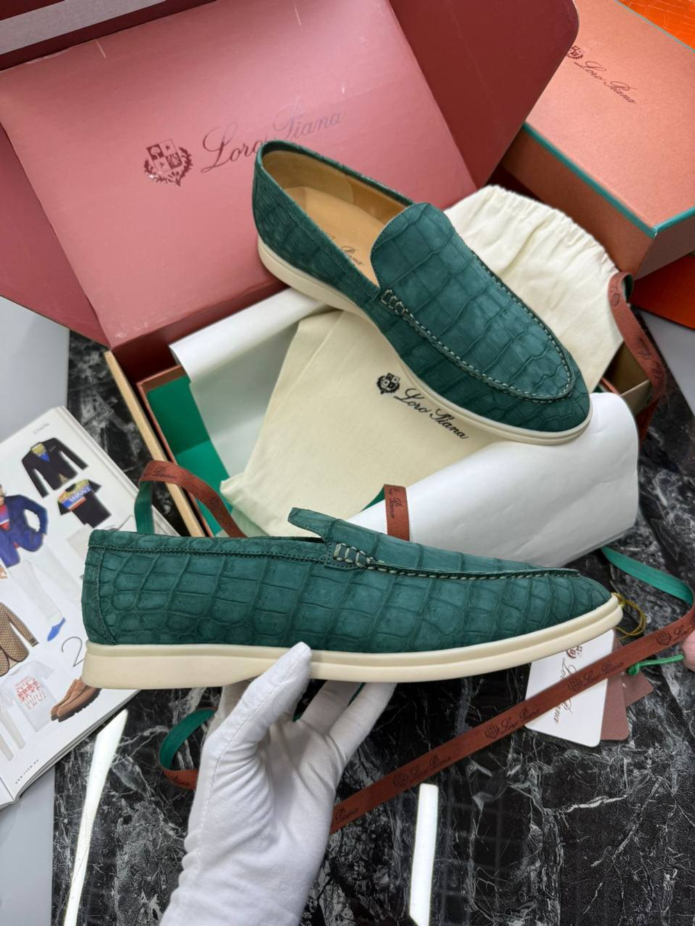 Лоферы Loro Piana кожи крокодила