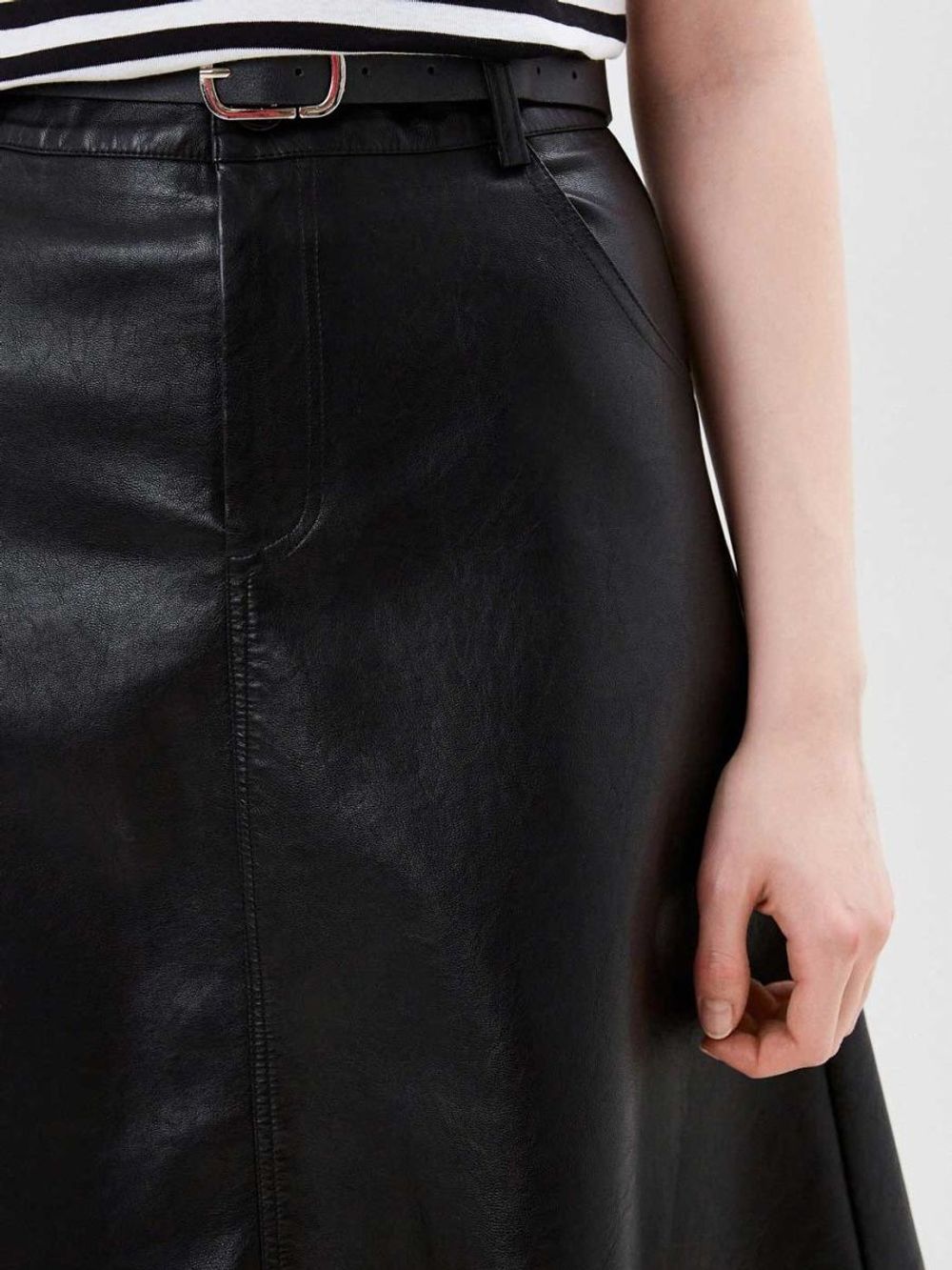 Юбка кожаная