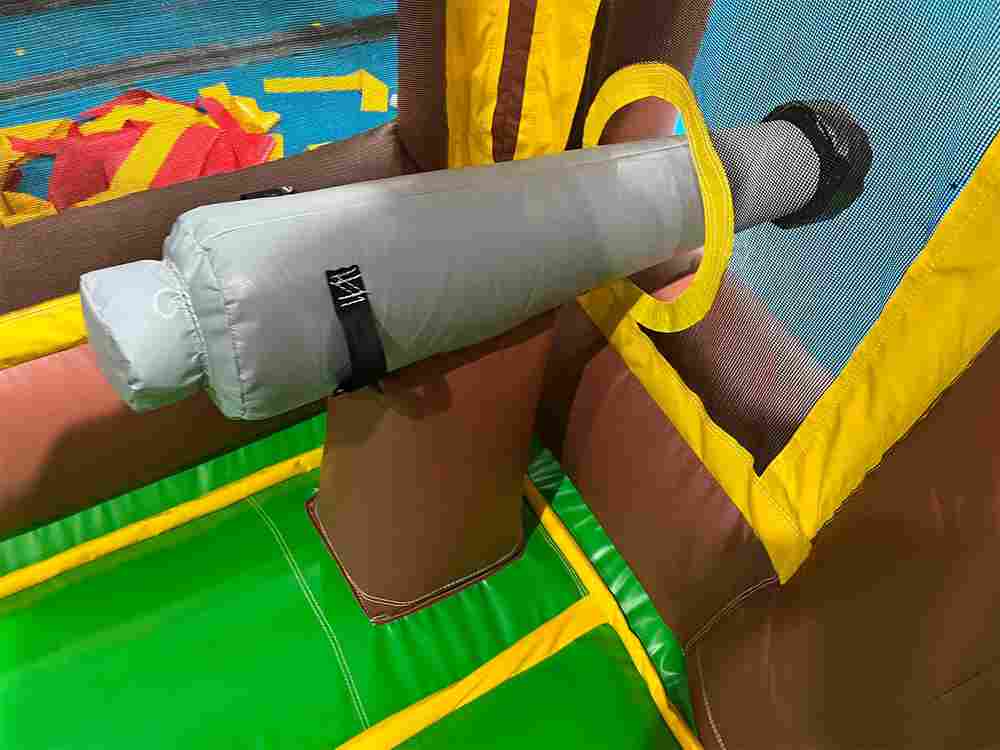 Коммерческий надувной батут «Говорящая акула», 12*7*7,5 м