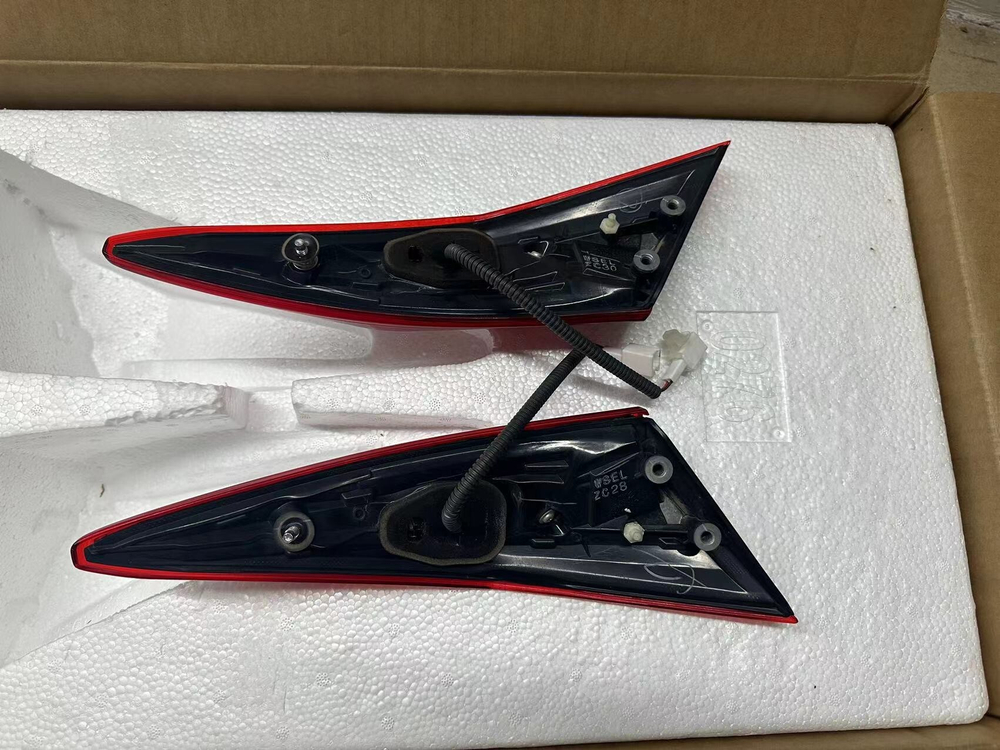 Задний правый фонарь для Honda Civic 2016-2021, оригинал,