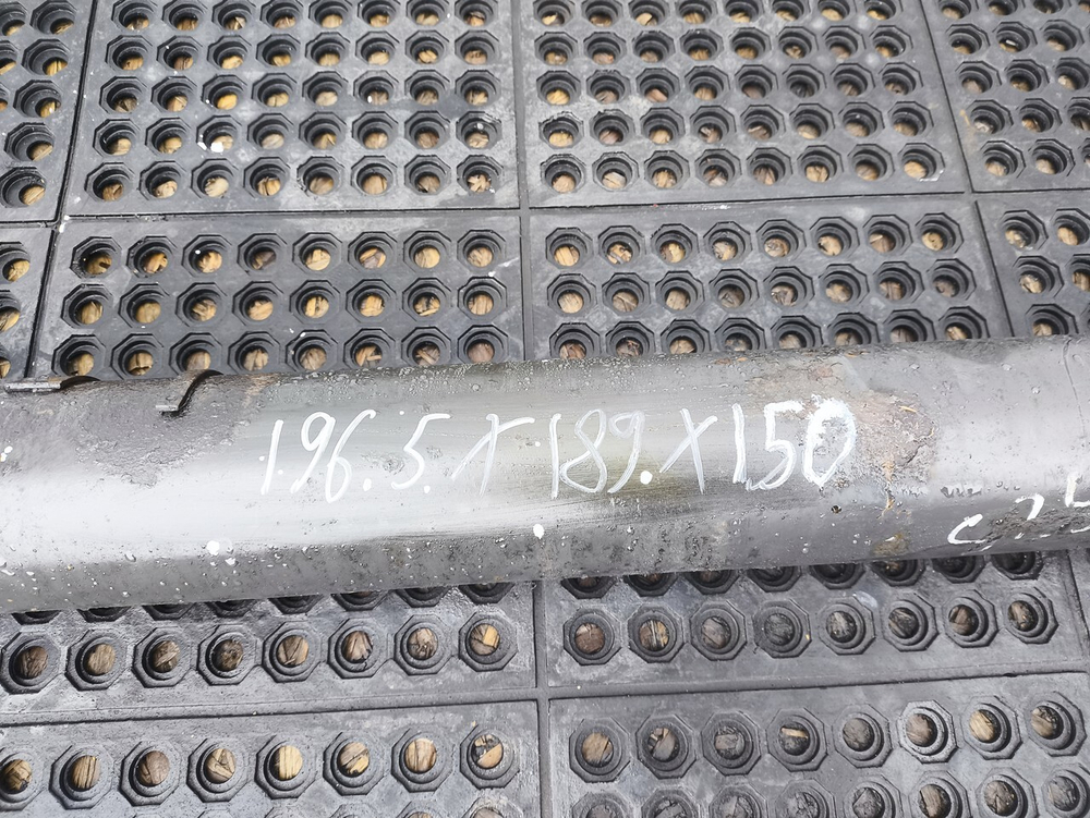 Вал карданный 1965 мм 2016г.