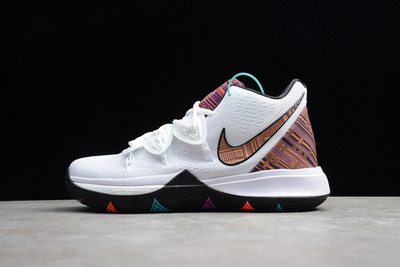 Light blue hotsell kyrie 5