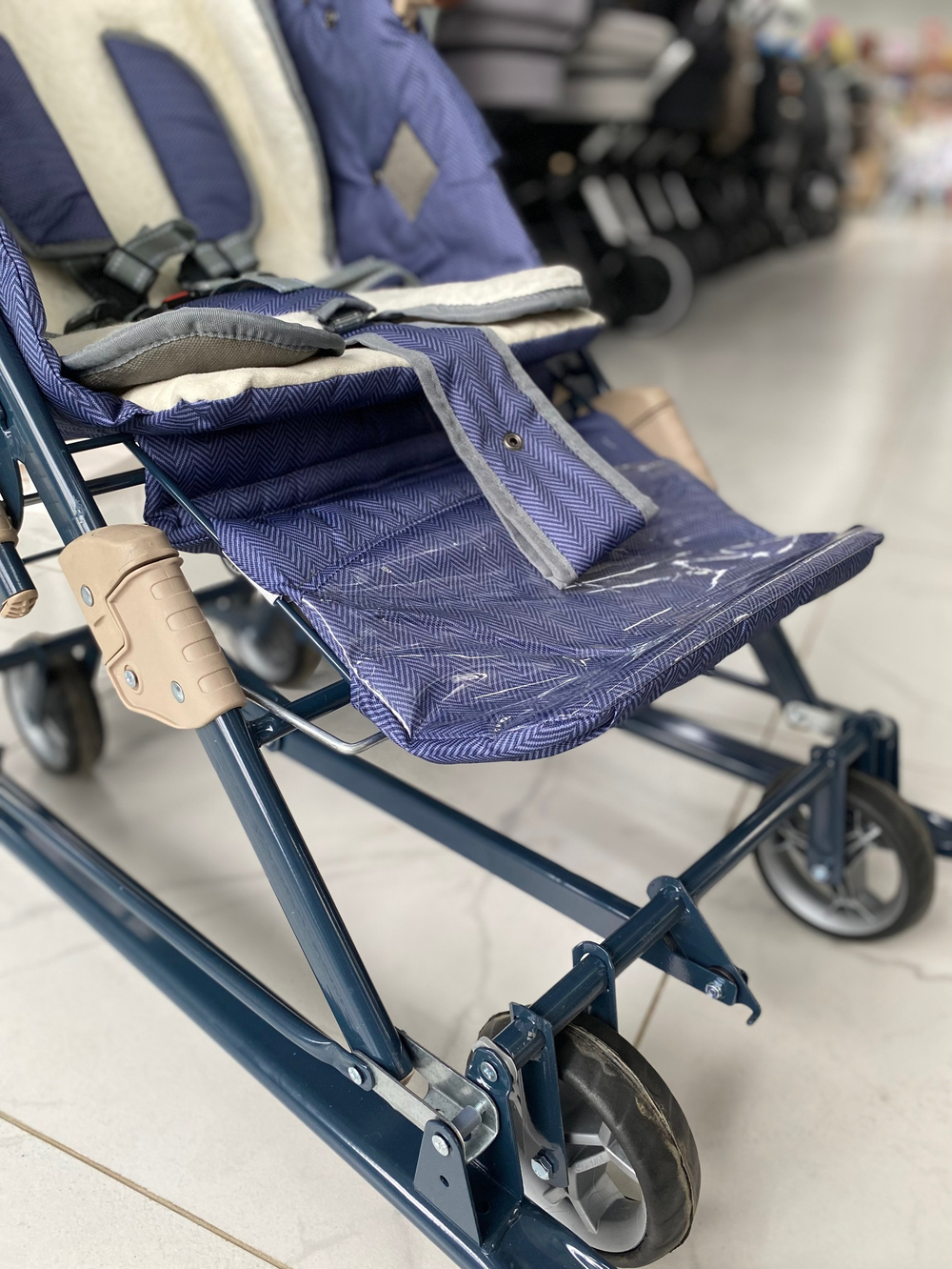 Коляска комбинированная «Ника Детям 7-8K» в ёлочку синий (арт. НД7-8K/1)