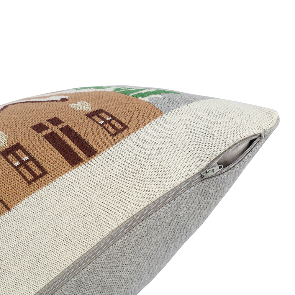 Подушка вязаная с новогодним рисунком christmas village из коллекции new year essential, 40x60 см