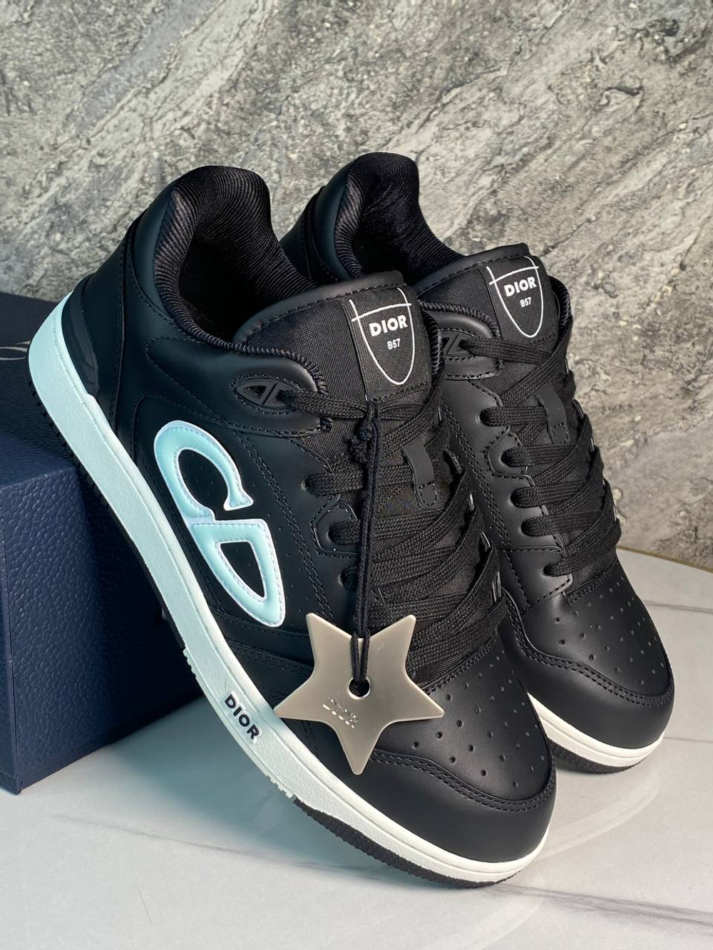 Кроссовки Dior