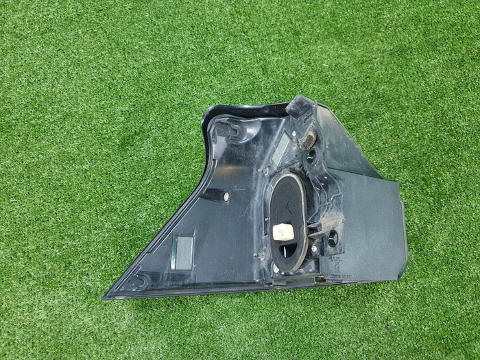 Фонарь правый внешний Lexus LX 3 (15-23) Black