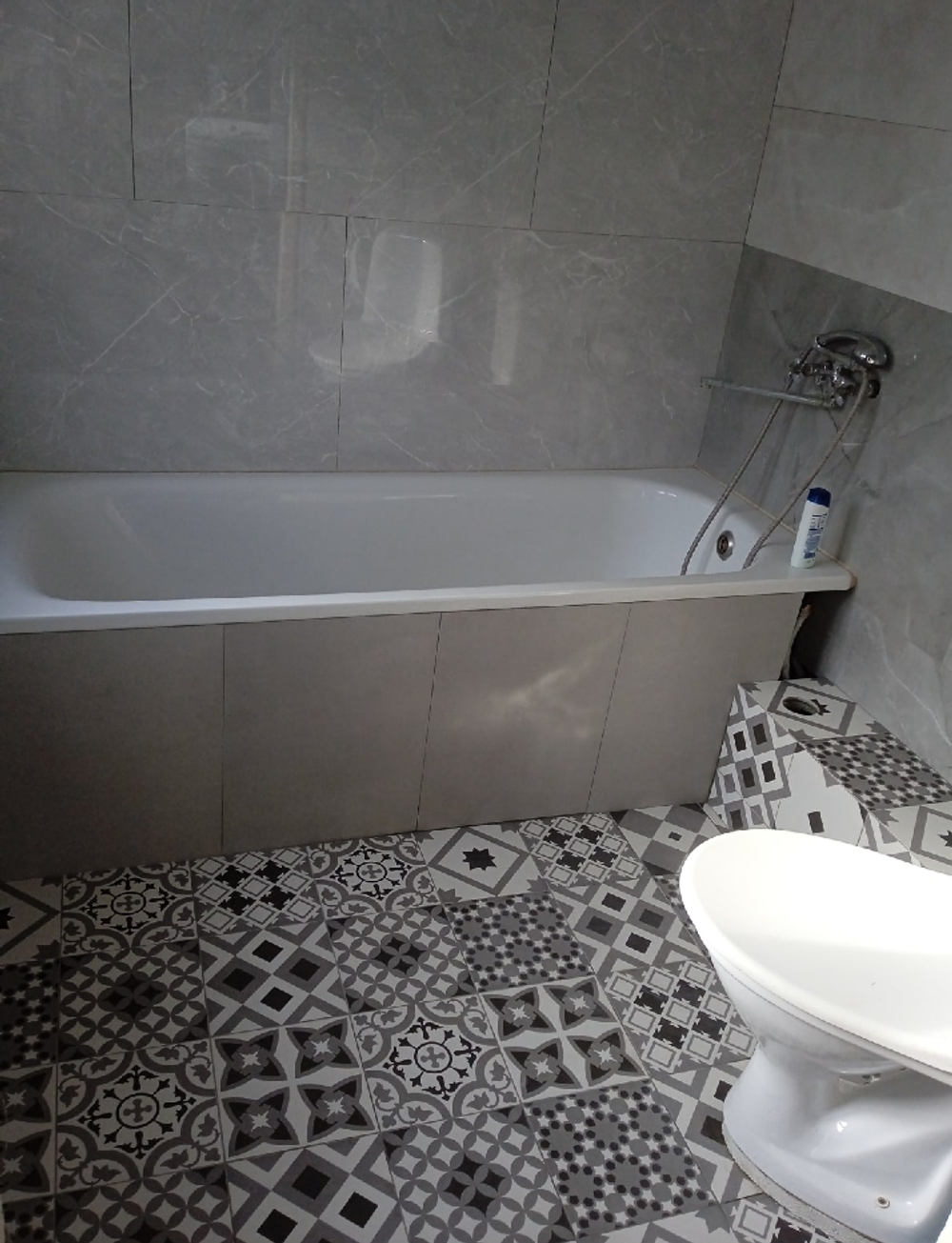 Монтаж ванной