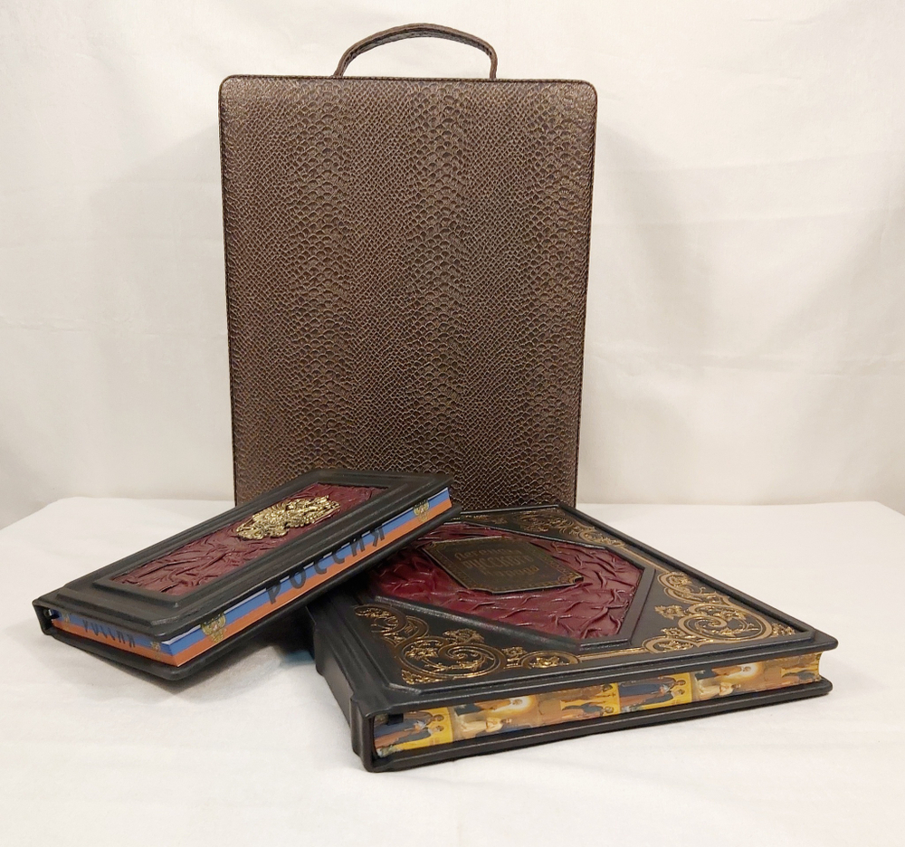 Набор из кожи в кейсе "Легенды русского народа " книга+ежедневник