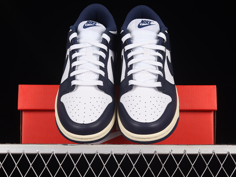 Nike Dunk Low Vintage Navy