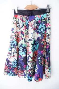 Юбка из хлопка "с цветами" 42 размер