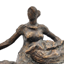 Динес Ю. С. (1926–2017) Зеленщица. Бронза, литьё. Москва, Россия, 2000 г.