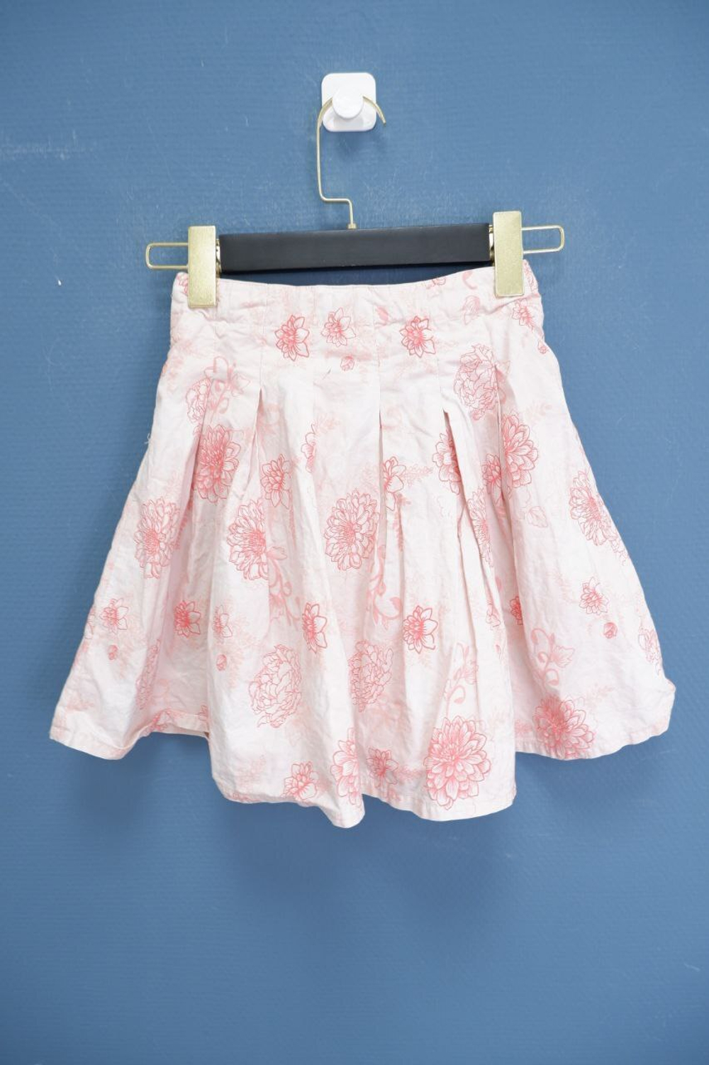 Юбка с нежным принтом на 6 лет