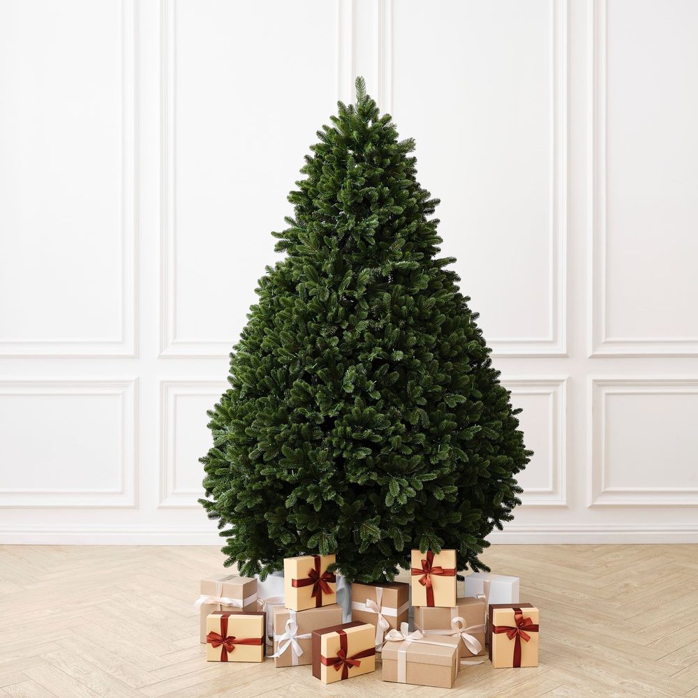 Елка с гирляндой «Grand Majesty» (Литая+пвх) от 2,1 м до 3 м