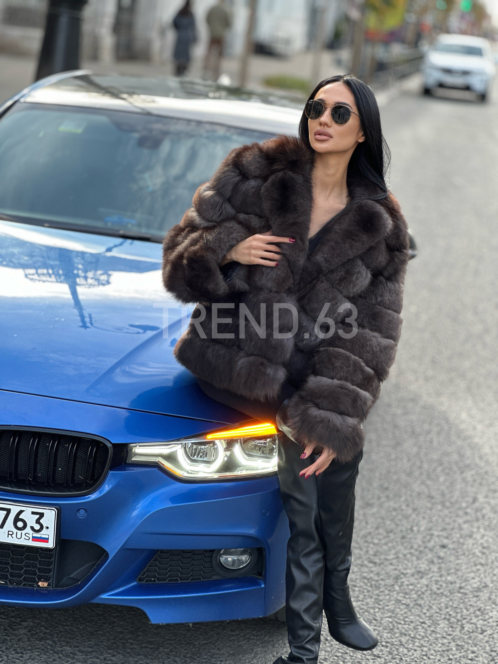 Шуба из меха финского песца 60см цвет «графит»