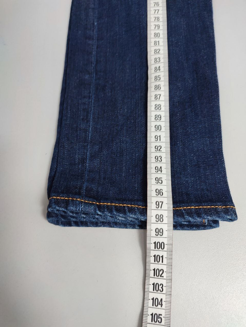 Джинсы узкие 44 размер